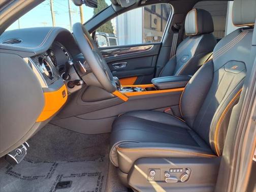 2025 Bentley Bentayga S Black Edition