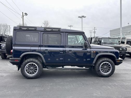 2025 INEOS Grenadier AWD