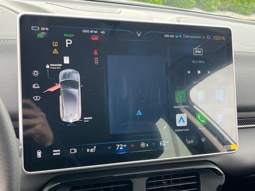 2024 VinFast VF 8 Eco