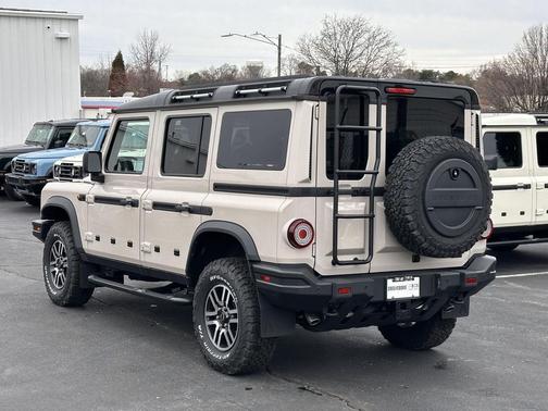 2025 INEOS Grenadier AWD