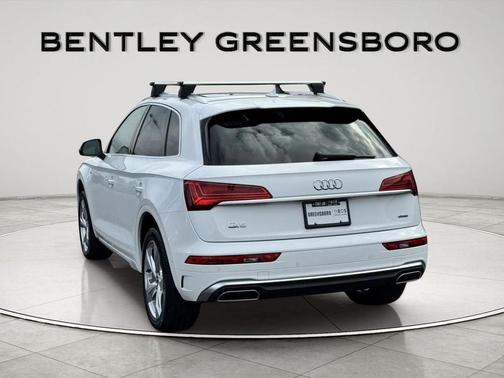 2022 Audi Q5 45 S line Prestige