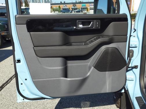 2024 INEOS Grenadier AWD