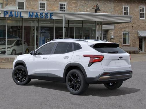 Summit White 2026 Chevrolet Trax FWD ACTIV