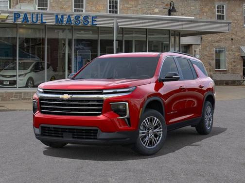 Radiant Red Tintcoat 2026 Chevrolet Traverse LT