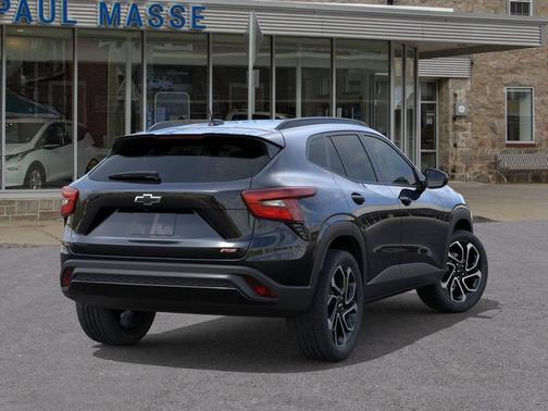 Mosaic Black Metallic 2026 Chevrolet Trax FWD 2RS