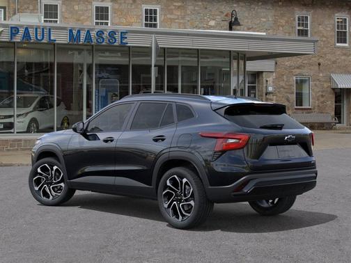 Mosaic Black Metallic 2026 Chevrolet Trax FWD 2RS