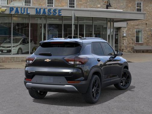 Mosaic Black Metallic 2026 Chevrolet Trailblazer LT