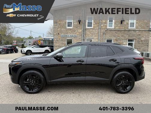 Mosaic Black Metallic 2025 Chevrolet Trax FWD ACTIV