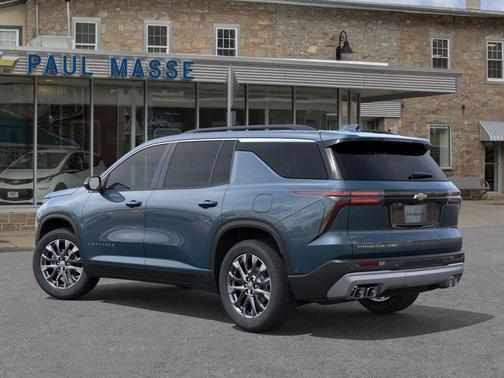 Lakeshore Blue Metallic 2026 Chevrolet Traverse LT