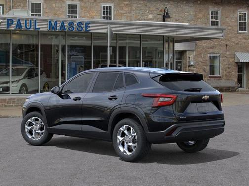 Mosaic Black Metallic 2026 Chevrolet Trax LS