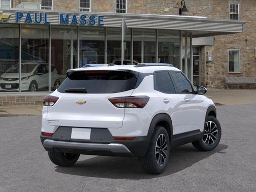 Summit White 2026 Chevrolet Trailblazer LT