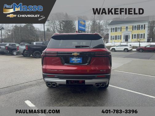 Radiant Red Tintcoat 2024 Chevrolet Traverse LT