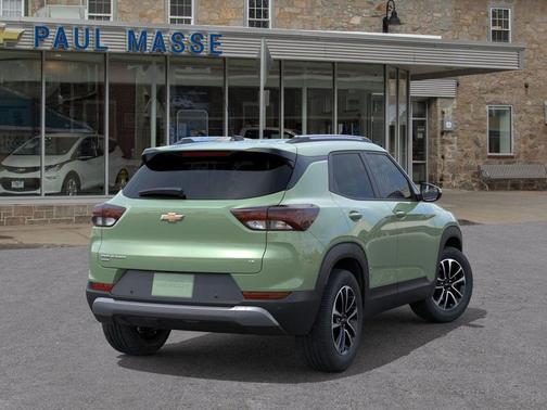 Cacti Green 2026 Chevrolet Trailblazer LT