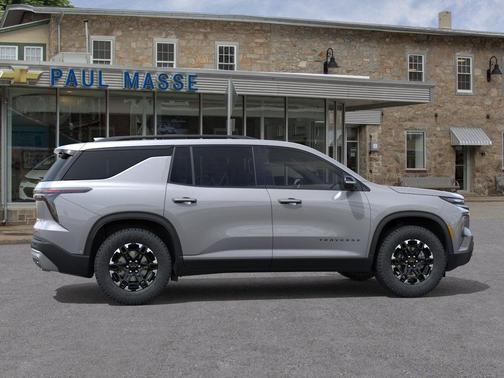Sterling Gray Metallic 2027 Chevrolet Traverse AWD Z71