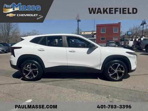 Summit White 2024 Chevrolet Trax FWD 1RS