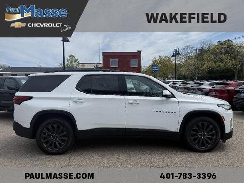 Summit White 2023 Chevrolet Traverse RS