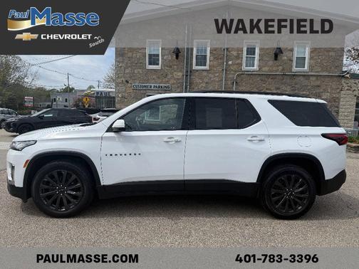 Summit White 2023 Chevrolet Traverse RS