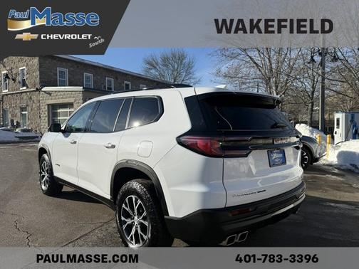 2025 GMC Acadia AWD AT4