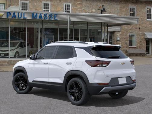 Summit White 2026 Chevrolet Trailblazer LT