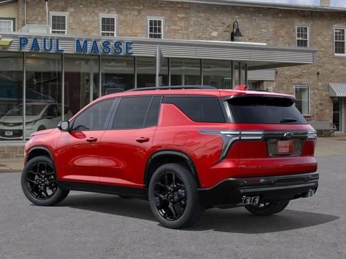 Radiant Red Tintcoat 2026 Chevrolet Traverse RS