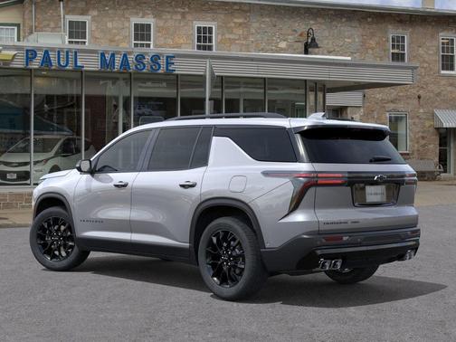 Sterling Gray Metallic 2026 Chevrolet Traverse LT