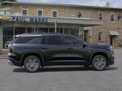 Mosaic Black Metallic 2026 Chevrolet Traverse LT