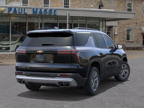Mosaic Black Metallic 2026 Chevrolet Traverse LT