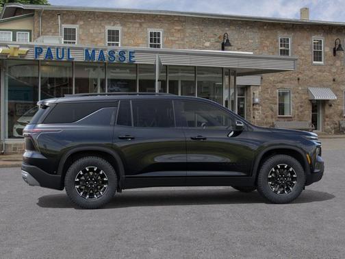 Mosaic Black Metallic 2026 Chevrolet Traverse AWD Z71