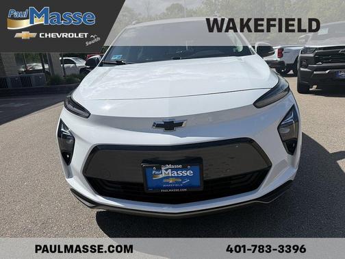 Summit White 2023 Chevrolet Bolt EUV FWD LT