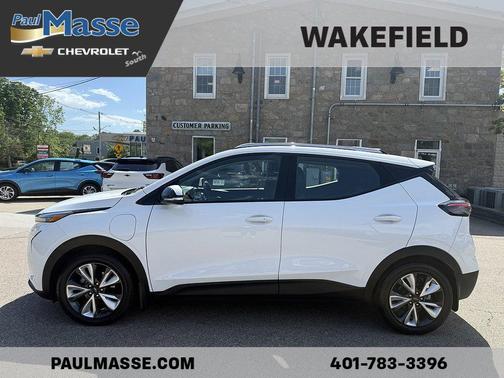 Summit White 2023 Chevrolet Bolt EUV FWD LT
