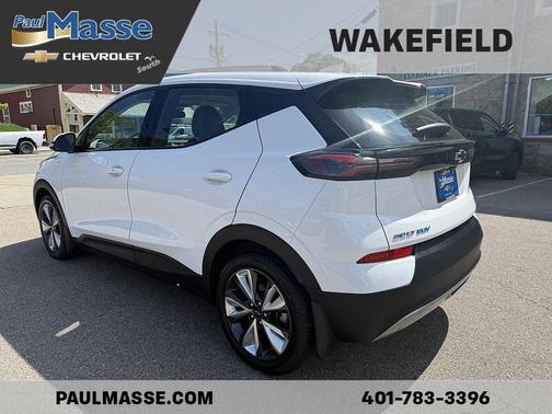 Summit White 2023 Chevrolet Bolt EUV FWD LT