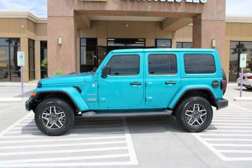 2024 Jeep Wrangler 4-Door Sahara 4x4