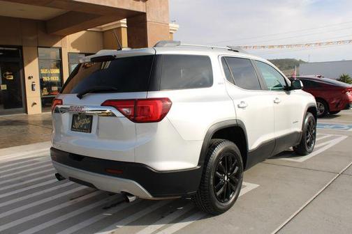 2019 GMC Acadia SLT-1