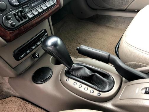2001 Chrysler Sebring LXi for sale in Fort Wayne, IN - image 22