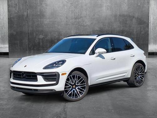 2023 Porsche Macan Base