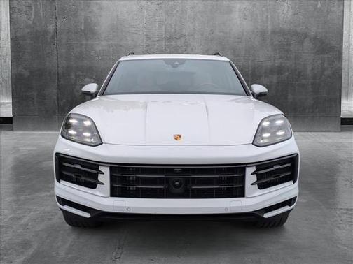 2024 Porsche Cayenne AWD