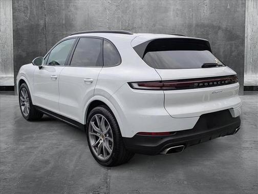 2024 Porsche Cayenne AWD