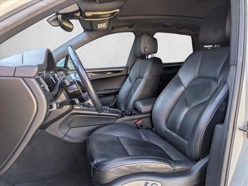 2018 Porsche Macan S