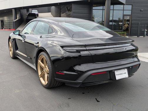 2024 Porsche Taycan 4S
