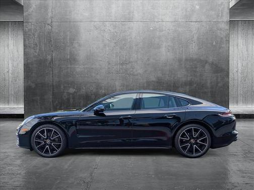 2021 Porsche Panamera 4