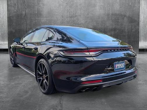 2021 Porsche Panamera 4