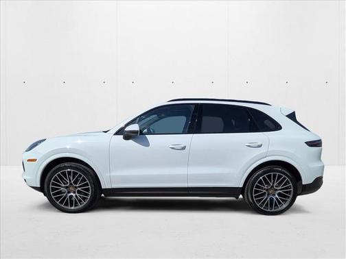 2023 Porsche Cayenne Platinum Edition
