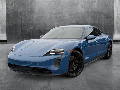 2022 Porsche Taycan GTS