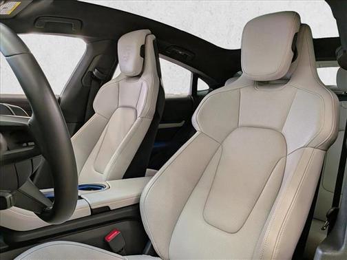 2023 Porsche Taycan 4S