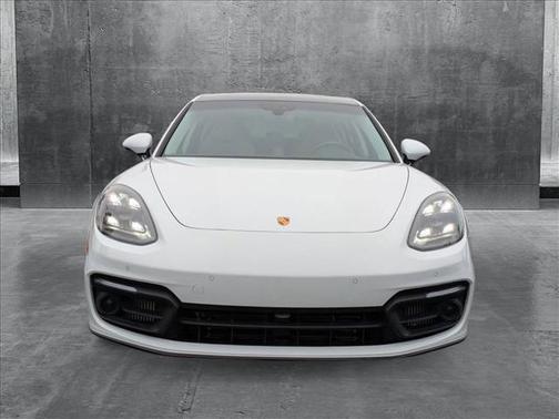 2022 Porsche Panamera Platinum Edition