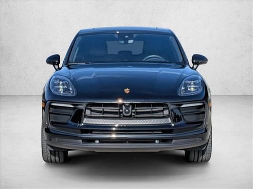 2025 Porsche Macan T