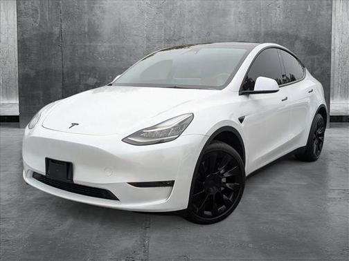 2023 Tesla Model Y Long Range Dual Motor All-Wheel Drive