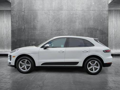 2021 Porsche Macan Base