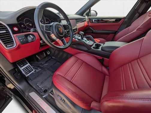 2023 Porsche Cayenne Coupe AWD