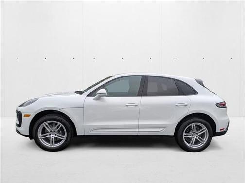 2025 Porsche Macan AWD